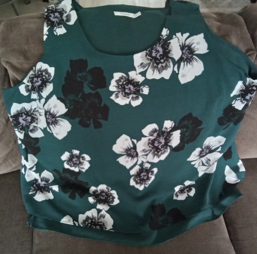 Ricki's Green Floral Split Back Tunic Top XL - Picture 4 of 6
